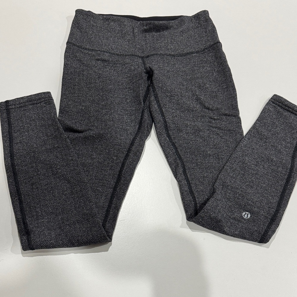 Lululemon Black Herringbone 28” Leggings